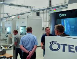Produktionshalle_Firma_Otec